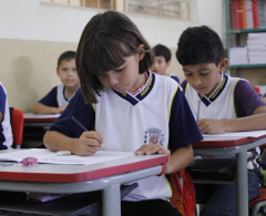 A Secretaria Municipal de Educação divulgou os resultados da Prova Paraná, aplicada no mês passado para 57 turmas de 5º ano da Rede Municipal de En...