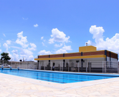 A Prefeitura de Arapongas, através da Secretaria de Esporte informa que foram retomadas nesta semana as atividades na piscina localizada no Centro Soci...