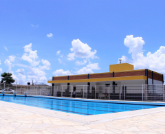 A Prefeitura do Município de Arapongas, através da Secretaria de Esporte informa que para aderir a carteirinha para utilização da piscina do Centro ...