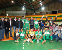 Equipe campeã do I Torneio Interbairros