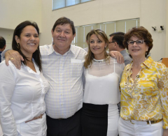 Prefeito Padre Beffa com as vereadoras  Margarete, Angélica e Irondi
