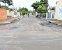 Ruas do Jardim Santo Antônio recebem manutenção