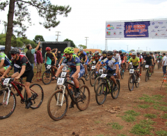 Equipe araponguense mantém hegemonia no I GP Floriani de Mountain Bike