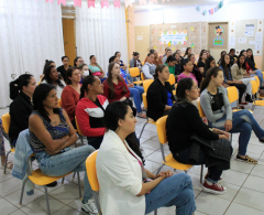 Nesta semana, a equipe Central de Abastecimento da Merenda Escolar realizou uma palestra no Centro Municipal de Educação Infantil (CMEI) Izaura dos Sa...