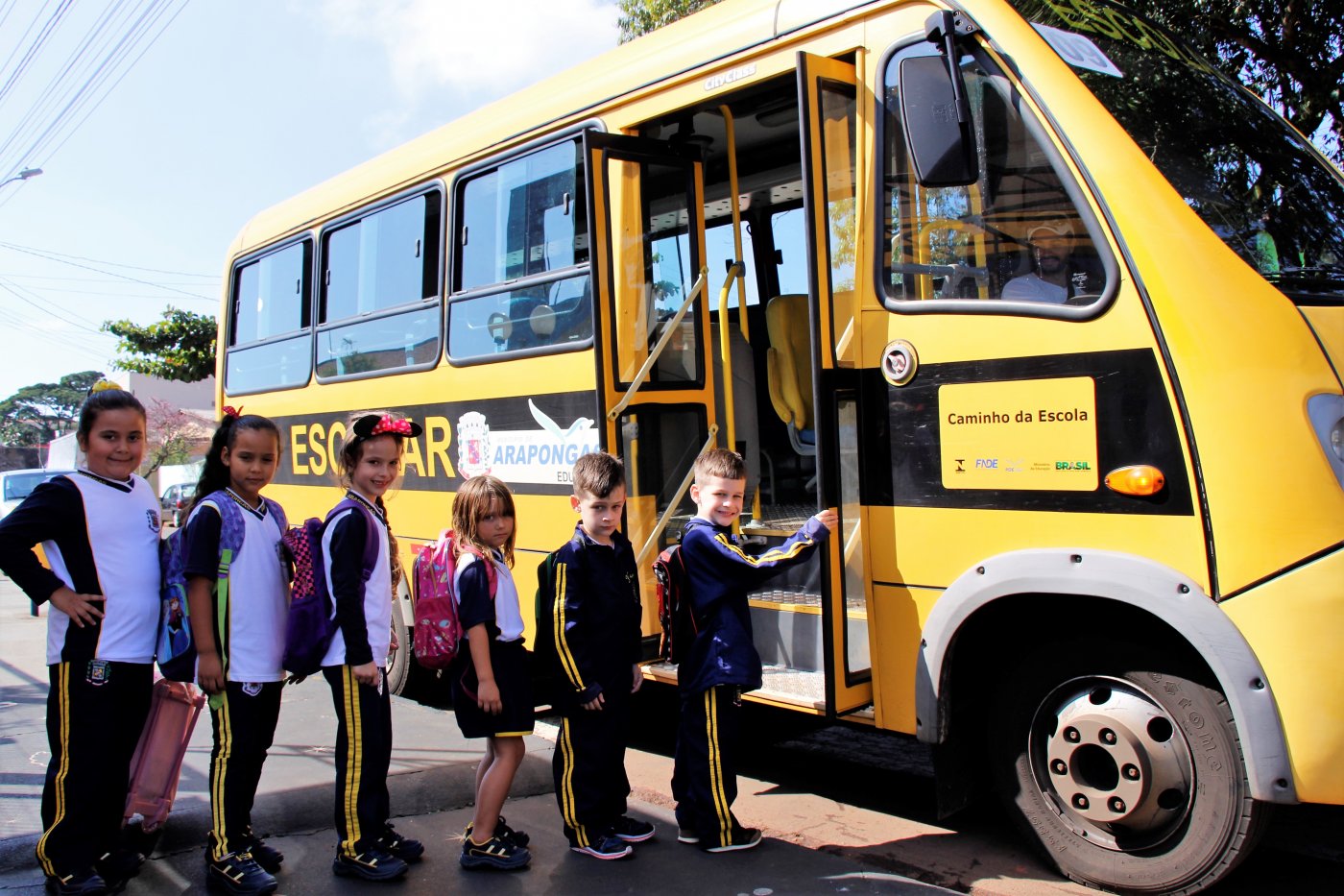 Xadrez no ônibus' reúne alunos de escola pública de São Paulo