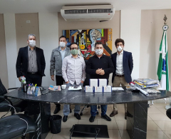 Nesta sexta-feira, 10, a Prefeitura de Arapongas, por meio da Secretaria de Saúde, adquiriu mais 3 mil testes rápidos para detecção do coronavírus ...