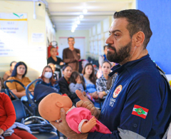 O mês de maio marca um momento especial para a área de Saúde de Arapongas. Há um ano, o Centro Integrado da Saúde da Mulher (Cisam) conta com um tr...