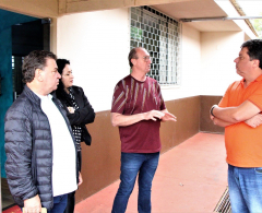 Prefeito realiza visita técnica para melhorias estruturais na Escola Municipal José de Carvalho e Colégio Anésio