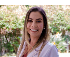 Dra. Flavia Carolina Mantine, médica especialista em Hematologia e Hemoterapia