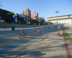 As provas classificatórias aconteceram no velódromo do Complexo Esportivo de Maringá