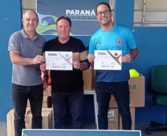 Arapongas recebe kits de materiais esportivos para reforço nas atividades
