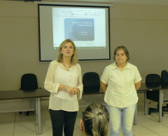 Secretária de Saúde, Márcia Krempel, e Aparecida de Oliveira(coord. endemias)