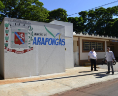 Cemitério de Arapongas ganha banheiros públicos