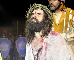 Luiz Vecchiatto durante interpretação de Jesus Cristo