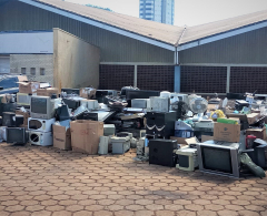 20ª EDIÇÃO: Arapongas realiza coleta de lixo eletrônico e pneus