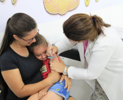 Arapongas abre vacinação contra a Covid-19 para crianças de 1 a 2 anos