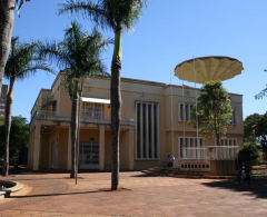 O Espaço Cidadão, fica na Avenida Arapongas, na antiga prefeitura