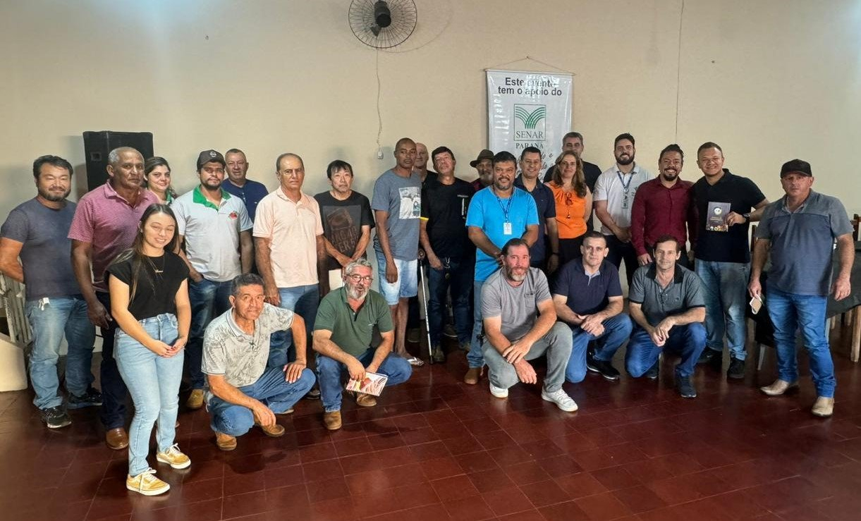 Secretaria do Meio Ambiente participa de reunião com produtores de abacate para fortalecer segmento