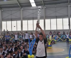 Sucesso marca abertura dos Jogos Escolares Municipais de Arapongas