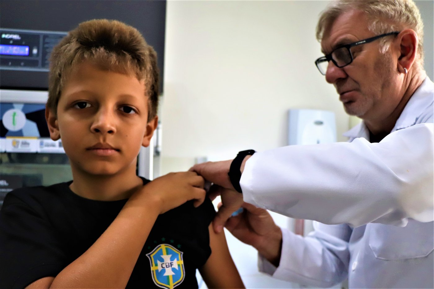 Prefeitura aplicou mais de 1.200 doses de vacinas durante o Dia “D”