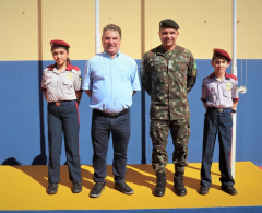 Escola Municipal Drª Maria Hercília recebe visita técnica de comandante do 30º BIMec